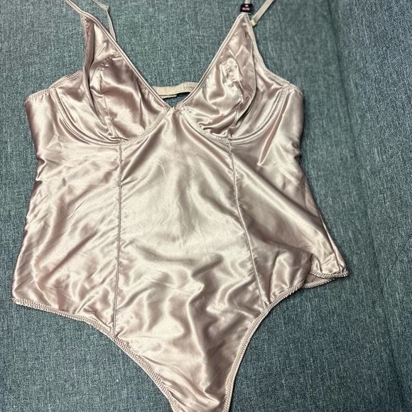 LA SENZA | 2 Pack Body Suits - Picture 5 of 9